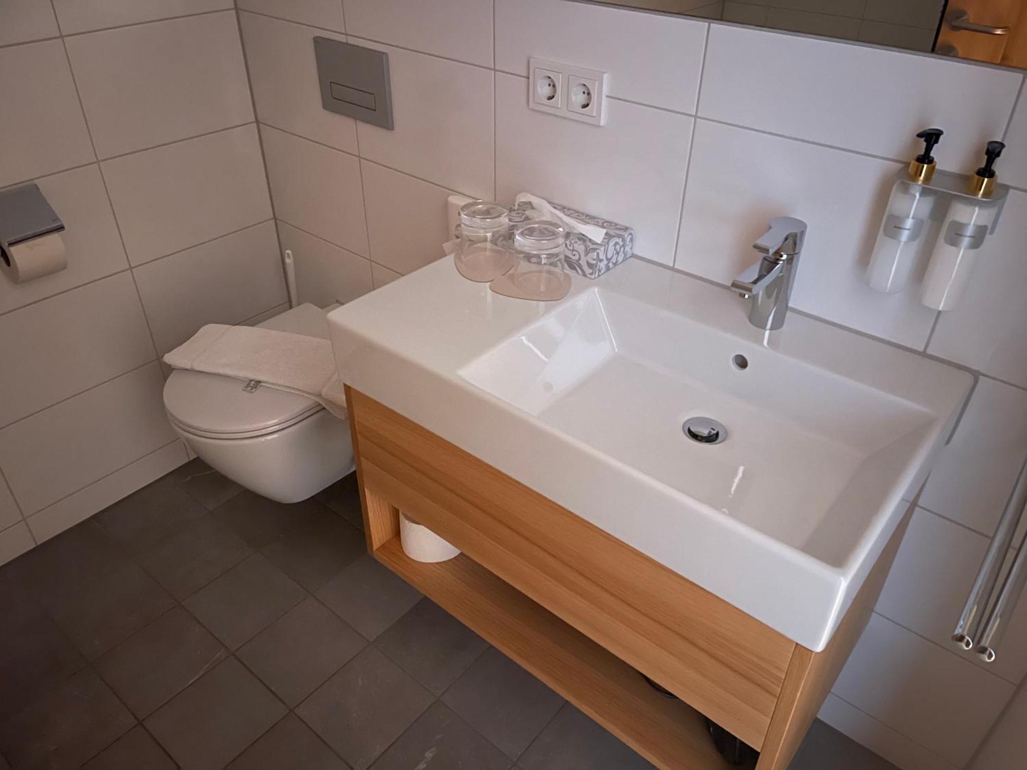 Hotel Johann Lauterach Esterno foto
